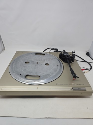 Pioneer turntable - pioneer,