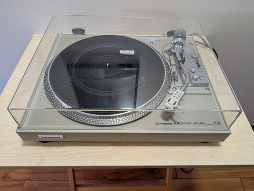Pioneer 516 turntable - pioneer,